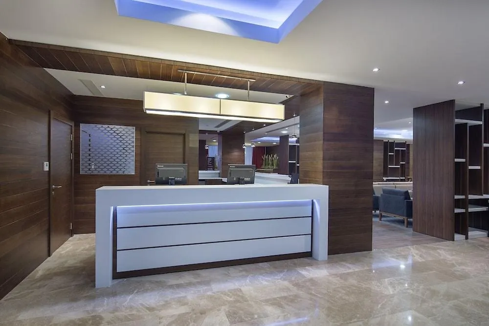 מלון Hampton By Hilton Istanbul Kayasehir
