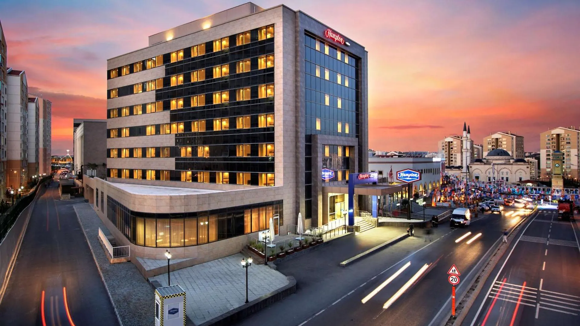 מלון Hampton By Hilton Istanbul Kayasehir