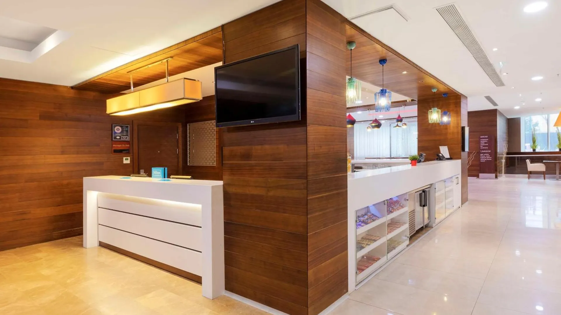 מלון Hampton By Hilton Istanbul Kayasehir